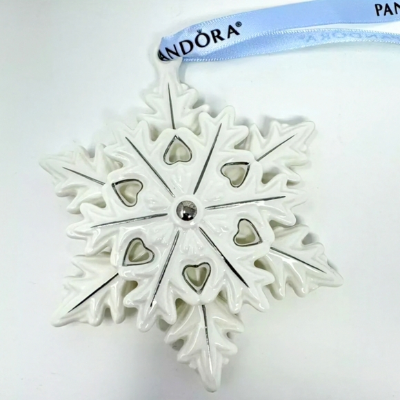 Pandora, 2015, Limited Edition, Porcelain Snowflake, NIB ❄️❄️❄️ - Picture 10 of 15